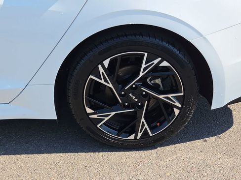 Used 2025 Kia K5 GT-Line w/ GT-Line Premium Package FWD image 16