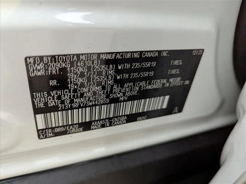 New 2025 Toyota RAV4 Limited image 17