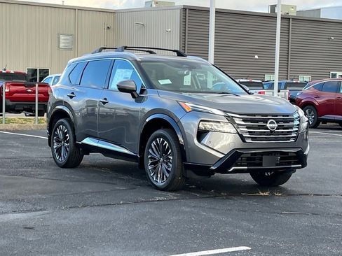 New 2026 Nissan Rogue Platinum w/ Platinum Premium Package image 2