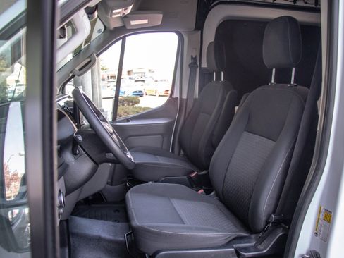 Used 2023 Ford E-Transit Medium Roof w/ Interior Upgrade Package image 10