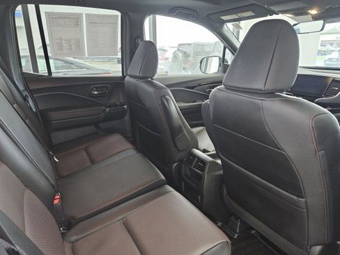 Used 2023 Honda Ridgeline Black Edition image 14