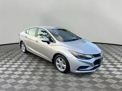 Used 2017 Chevrolet Cruze LT