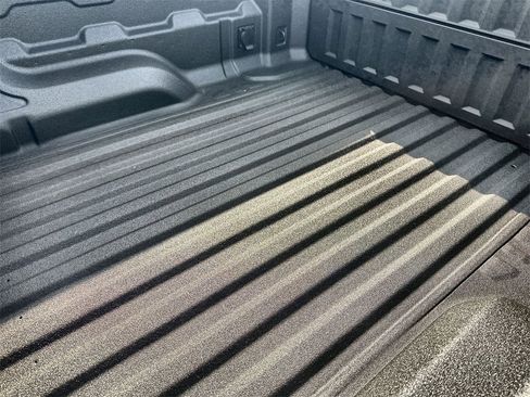 New 2026 GMC Canyon Denali image 18