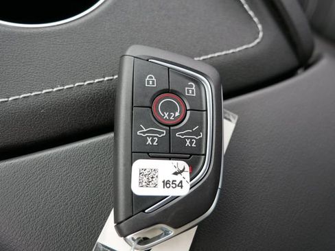 Used 2026 Chevrolet Corvette Stingray Convertible w/ Battery Protection Package RWD image 30