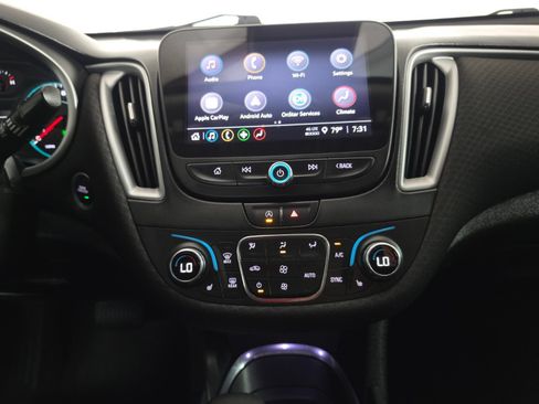 Used 2022 Chevrolet Malibu LT FWD image 26