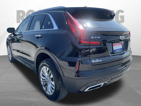 Used 2024 Cadillac XT4 Premium Luxury FWD image 6