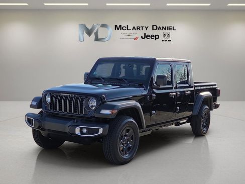 New 2026 Jeep Gladiator Sport image 2