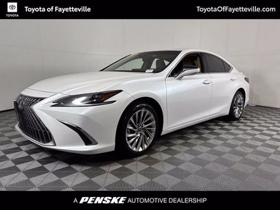 Used 2023 Lexus ES 300h w/ Accessory Package (Z2)