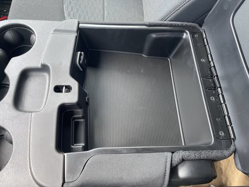 New 2025 RAM 3500 Tradesman AWD/4WD image 30