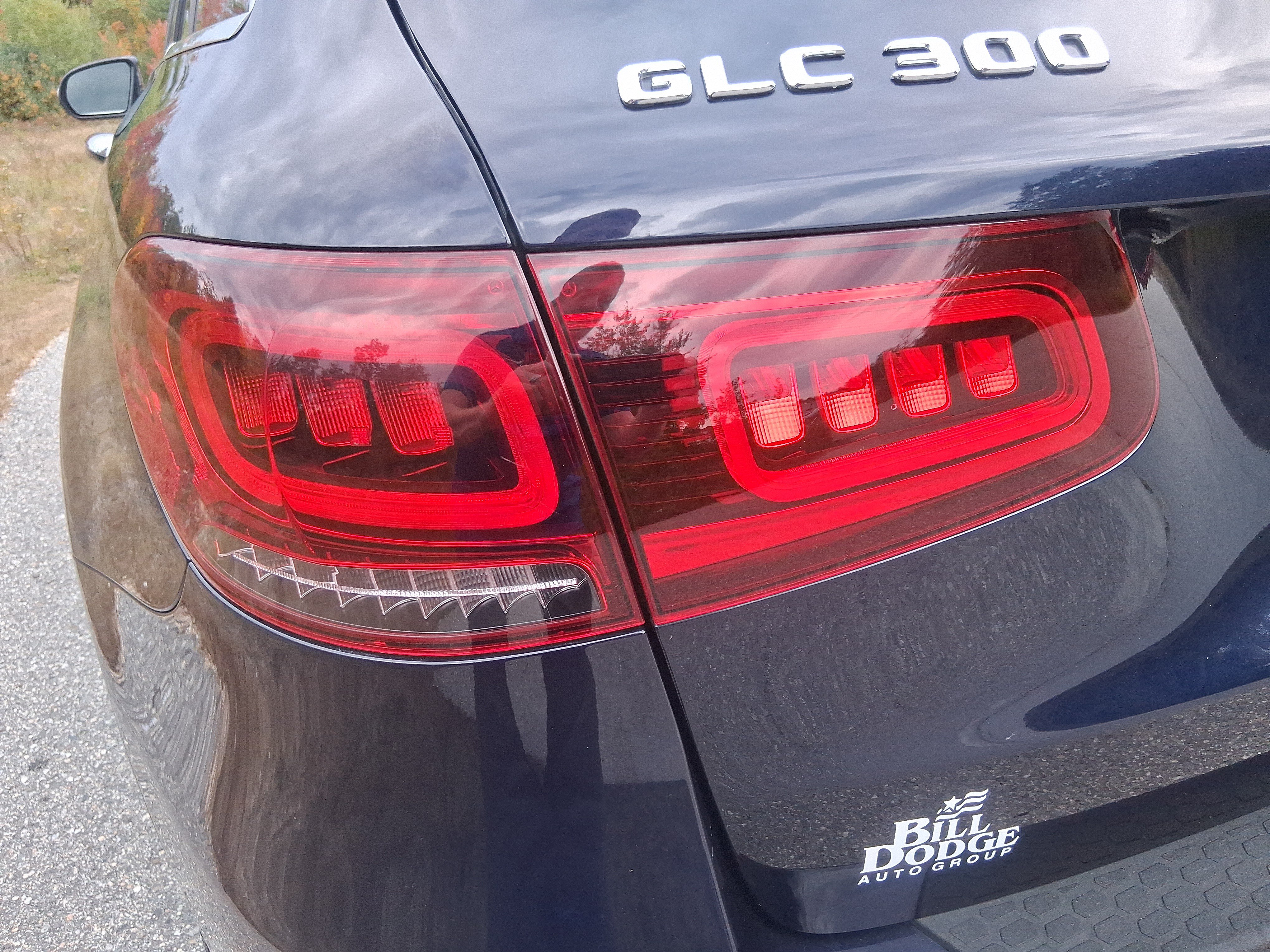 Used 2022 Mercedes-Benz GLC 300 4MATIC image 11