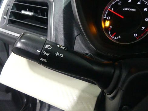 Used 2020 Subaru Ascent Premium w/ Convenience Package image 37