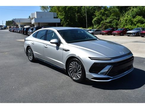New 2025 Hyundai Sonata SEL image 6