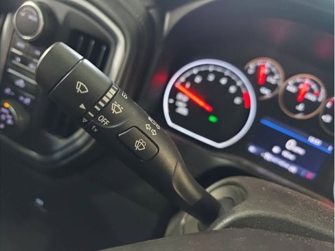 Used 2020 Chevrolet Silverado 1500 LT w/ All-Star Edition image 27