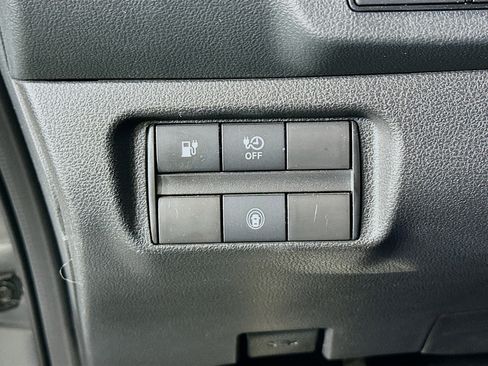 Used 2024 Nissan Leaf S FWD image 16