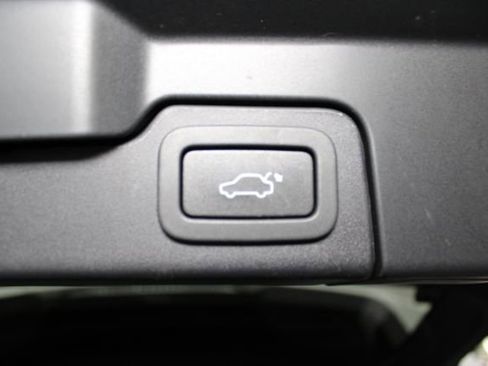 Used 2013 Land Rover Range Rover Evoque Pure Plus image 23