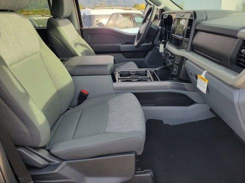 New 2026 Ford F250 XLT w/ FX4 Off-Road Package image 12