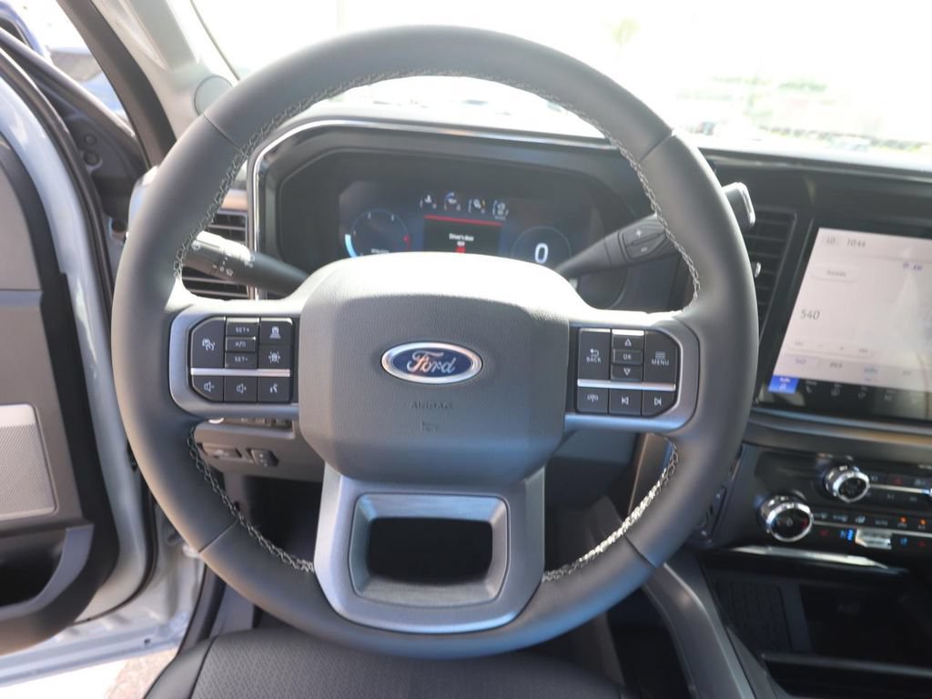 New 2026 Ford F250 Lariat w/ Black Appearance Package AWD/4WD image 19