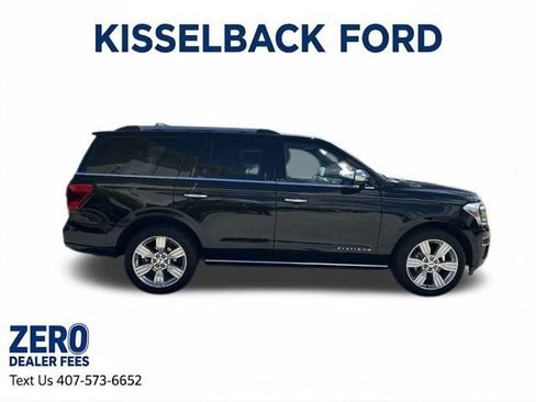 Used 2024 Ford Expedition Platinum AWD/4WD image 4