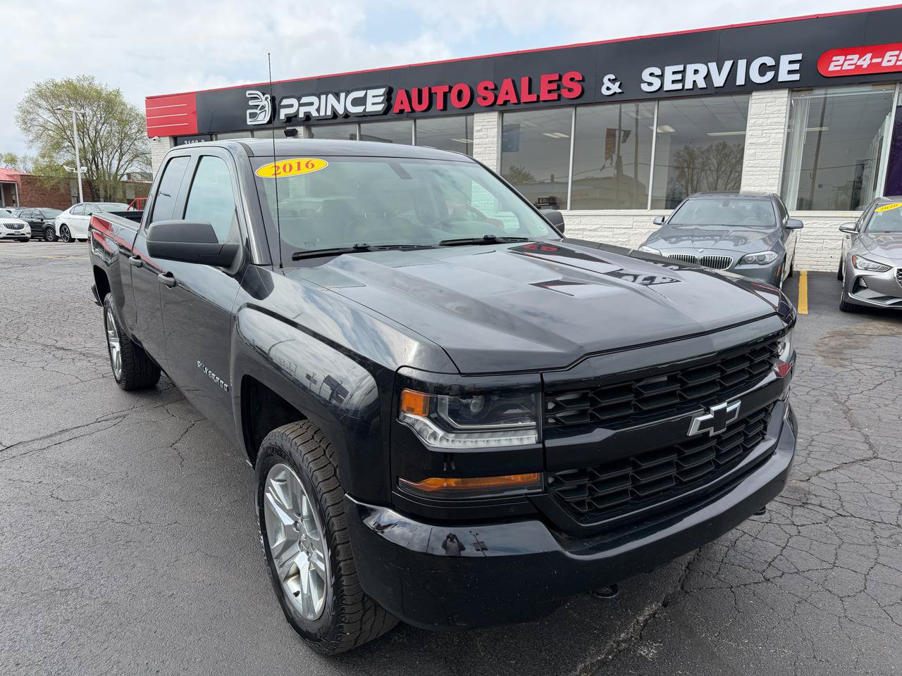 Used 2016 Chevrolet Silverado 1500 Custom w/ Custom Convenience Package AWD/4WD image 1