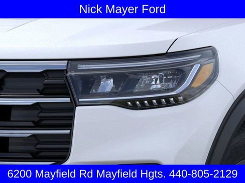 New 2026 Ford Explorer Active image 18