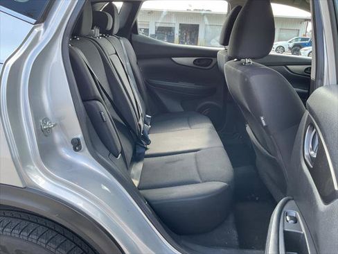 Used 2020 Nissan Rogue Sport S FWD image 22