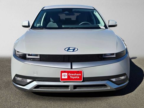 Used 2024 Hyundai Ioniq 5 SE RWD image 9