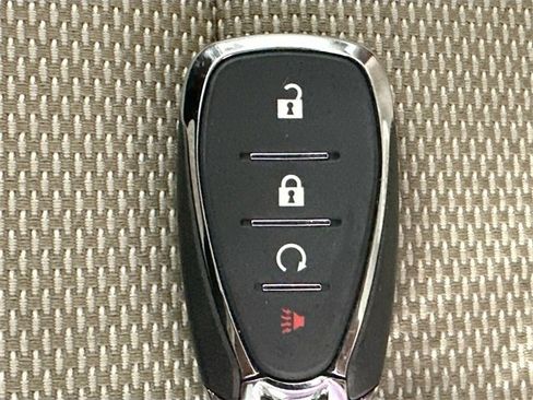 Used 2022 Chevrolet Traverse LS w/ Midnight/Sport Edition image 15