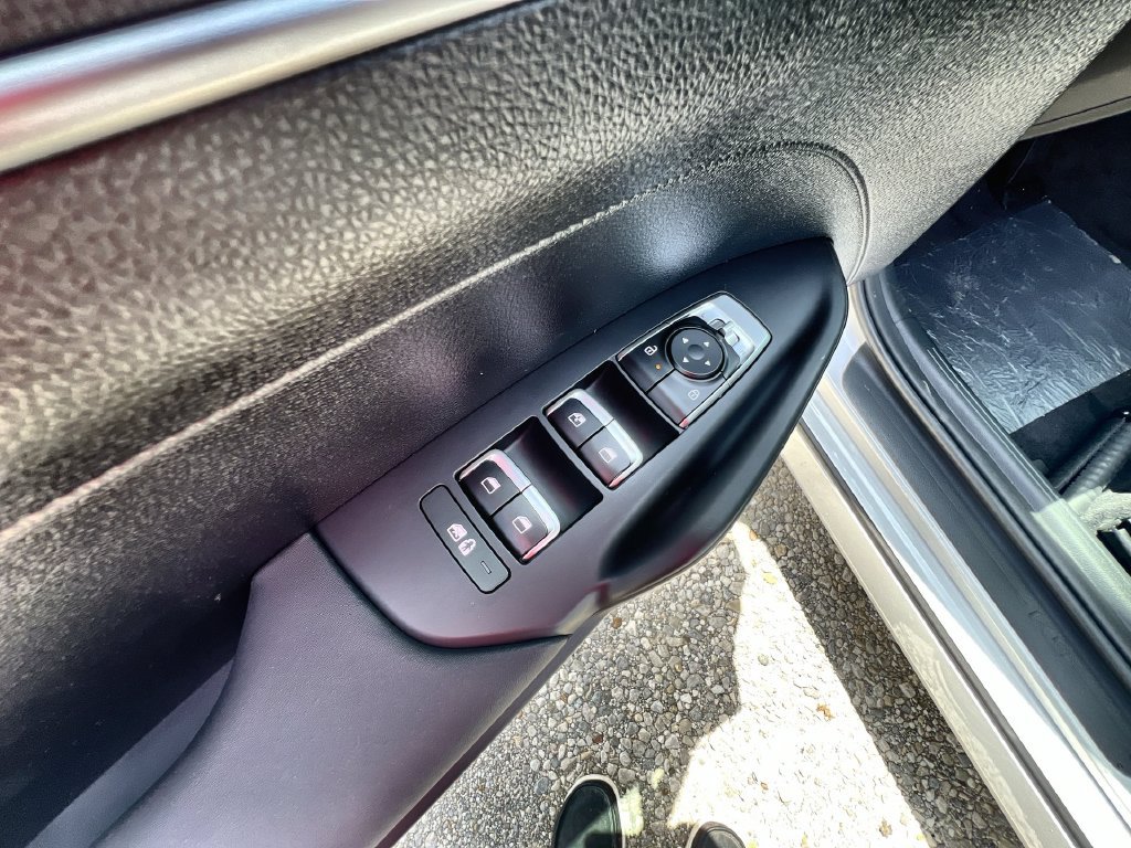 New 2026 Kia K5 LXS FWD image 13
