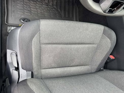 Certified 2025 Toyota Camry LE image 9