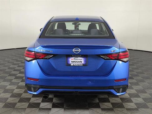 Used 2024 Nissan Sentra SR FWD image 5