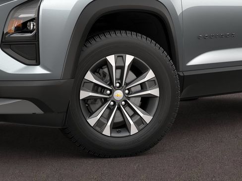 New 2027 Chevrolet Equinox LT FWD image 4