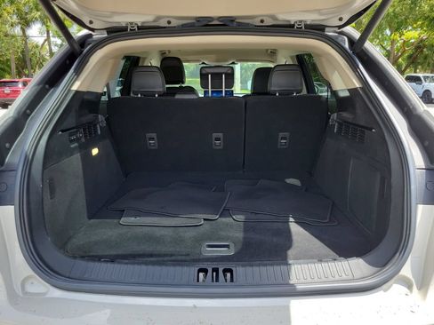 Certified 2023 Lincoln Nautilus FWD image 6