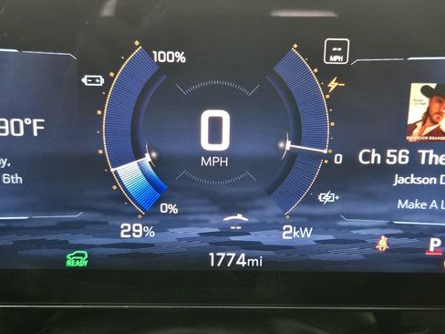 New 2025 Chevrolet Blazer EV RS image 15