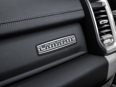 Used 2023 RAM 1500 Laramie AWD/4WD image 47