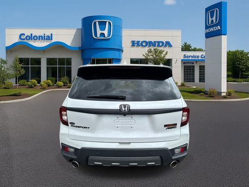 Used 2023 Honda Passport TrailSport image 5