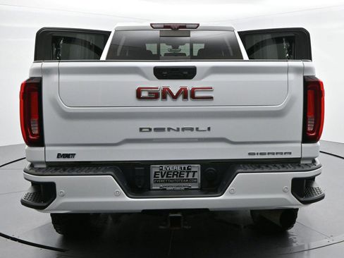 Used 2022 GMC Sierra 2500 Denali w/ Denali Ultimate Package AWD/4WD image 43