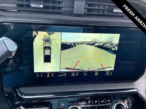 Used 2025 GMC Sierra 2500 AT4 w/ AT4 Premium Plus Package image 15