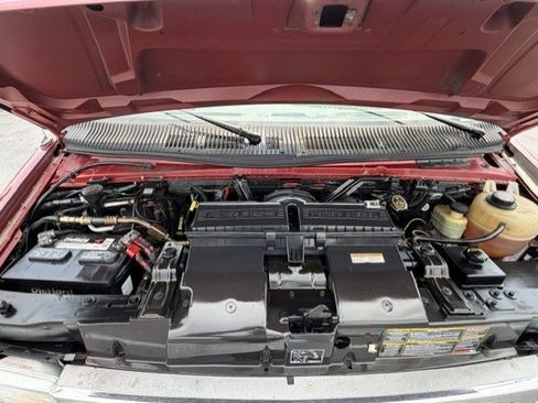 Used 1998 Ford E-350 and Econoline 350 XLT RWD image 17