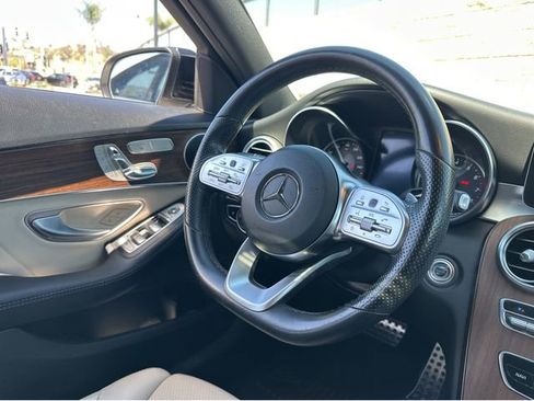 Used 2019 Mercedes-Benz C 300 Sedan image 24