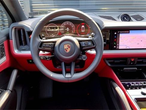 New 2025 Porsche Cayenne E-Hybrid Coupe image 23