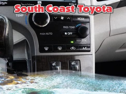 Used 2015 Toyota Venza XLE image 30