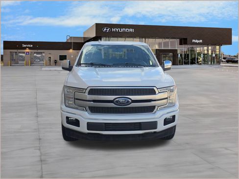 Used 2018 Ford F150 Platinum w/ Equipment Group 701A Luxury image 6