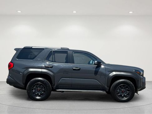 Used 2025 Toyota 4Runner TRD Off-Road Premium AWD/4WD image 7