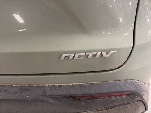 Used 2025 Chevrolet Trax ACTIV w/ Sunroof Package image 11