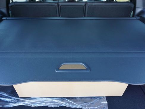 New 2025 Mercedes-Benz GLB 250 4MATIC image 74