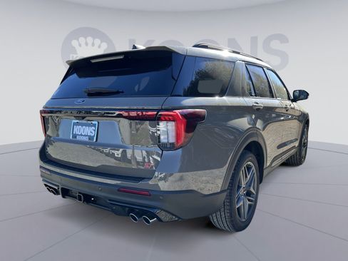 New 2026 Ford Explorer ST w/ Sun And Sound Package image 7