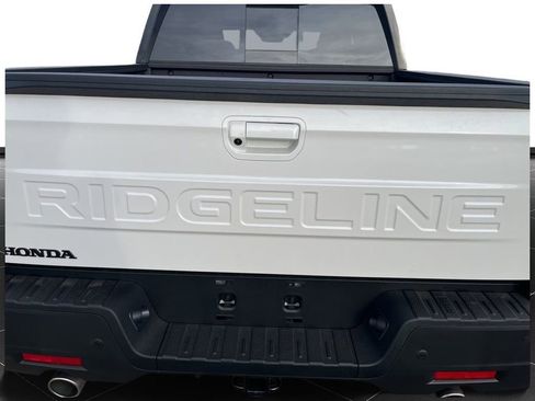 New 2026 Honda Ridgeline Black Edition image 43