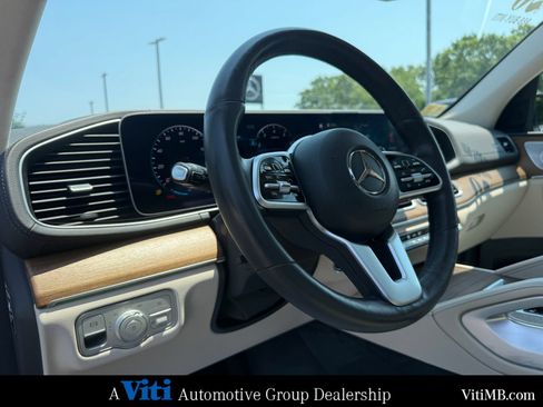 Certified 2020 Mercedes-Benz GLS 450 4MATIC image 17