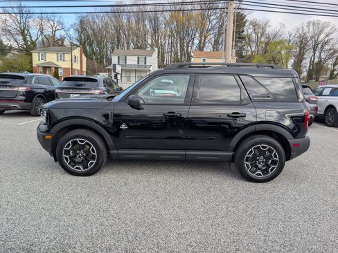 Certified 2025 Ford Bronco Sport Outer Banks w/ Outer Banks Tech Package+ image 3