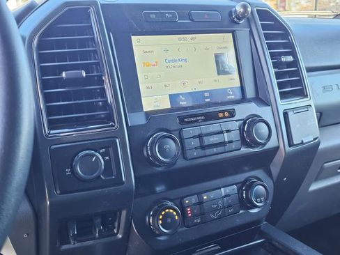 Used 2022 Ford F250 XLT w/ XLT Premium Package image 9